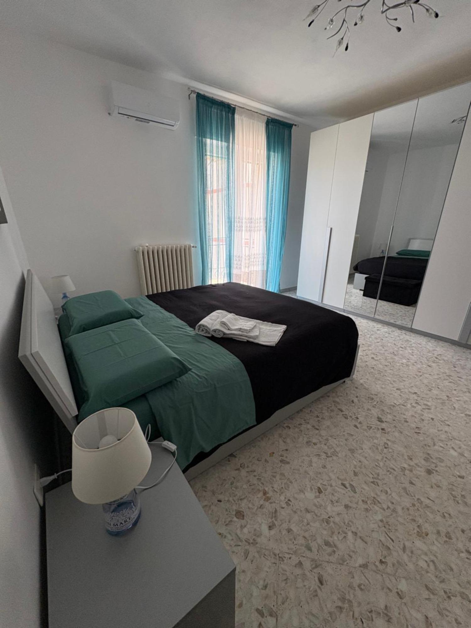 Appartamento Sole House Bisceglie Esterno foto